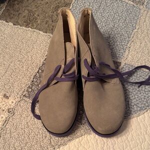 Jambu Gray Lace-Up Boots with Purple Accents